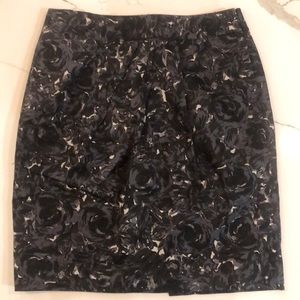 NWOT LOFT pencil skirt